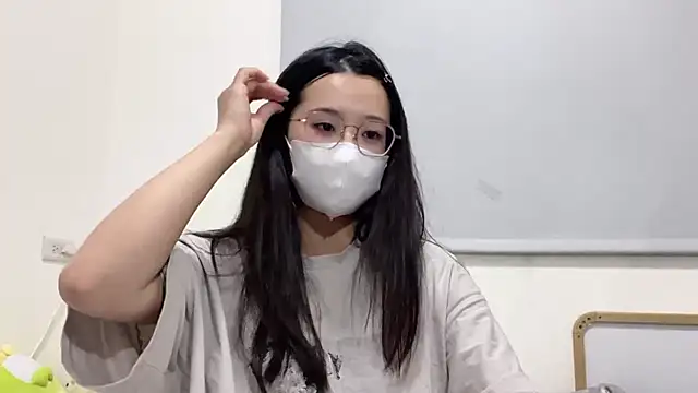 LHeart online show from September 15, 2:58 pm