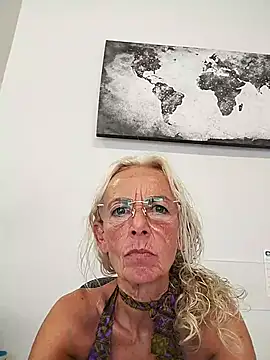 clarabell4 online show from July 13, 10:27 am