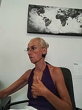 clarabell4 online show from July 6, 12:21 pm