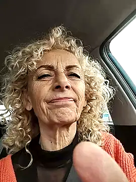 clarabell4 online show from March 31, 7:08 am