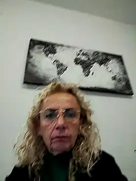 clarabell4 online show from February 19, 9:09 am