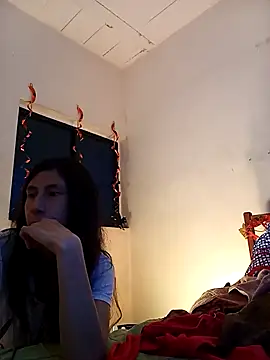  MoonLipson  online show from November 16, 4:18 pm