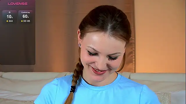 YungTessa online show from September 30, 4:56 pm