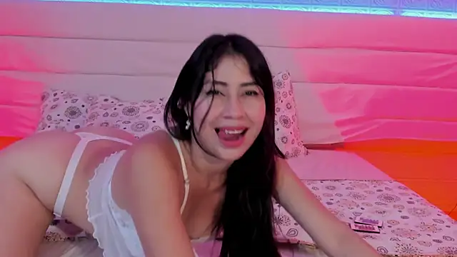 KamileBlake online show from October 27, 5:58 am