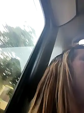 Daliana Gounbolt online show from October 8, 11:25 am