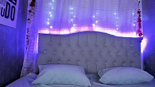 Miss-Tutti online show from February 26, 7:24 pm