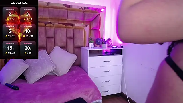 Camila Mishiima1 online show from December 1, 12:09 pm