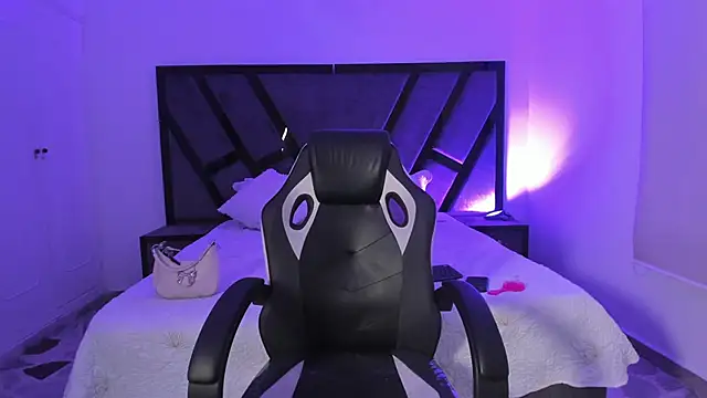 MarilynDupont online show from September 10, 4:23 am