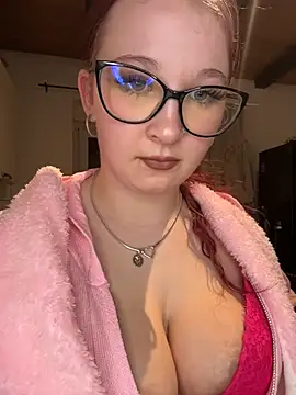 SweetTeenGirl online show from March 25, 7:06 pm