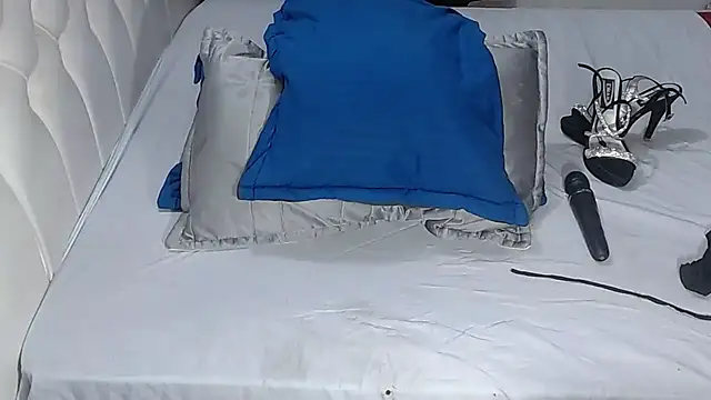SamiBoobsxx online show from July 5, 5:24 am