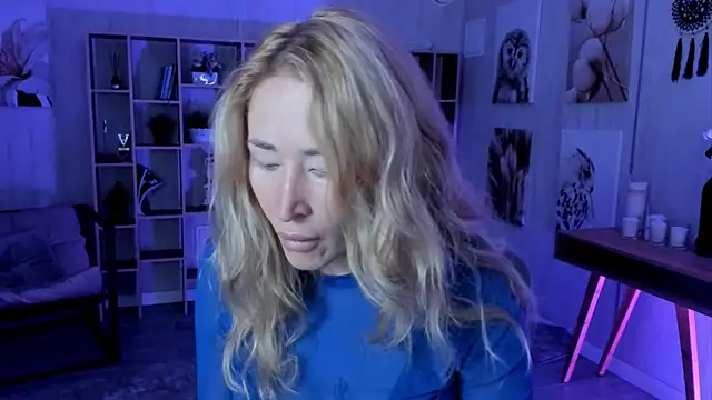 AstraMonroe online show from September 23, 2:21 am