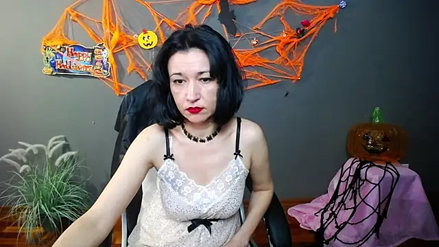 CameronEnns online show from October 31, 7:23 am