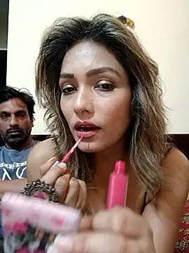 zoyarathore online show from March 5, 5:53 pm