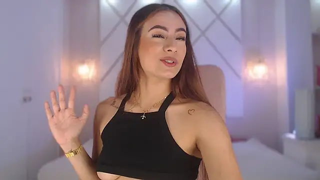 isabellashine online show from September 11, 3:45 pm