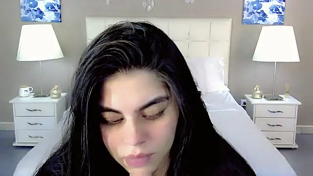 maddissonivanova online show from September 25, 7:23 pm