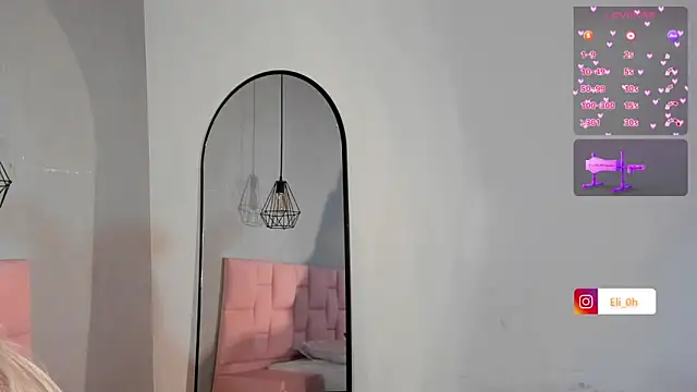 Emilyy Queen online show from September 19, 1:59 am