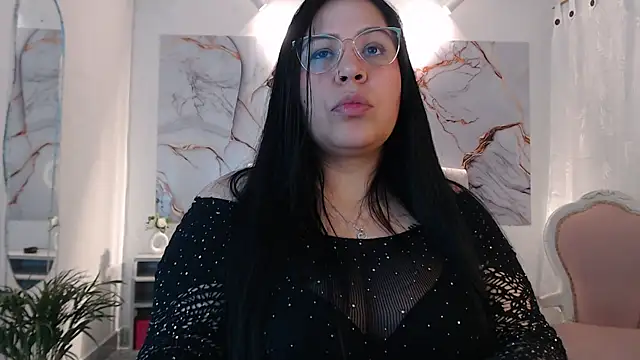 Ashley Grahaam online show from November 17, 2:56 am