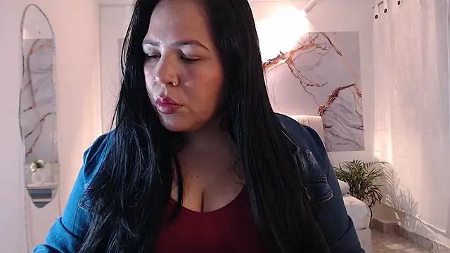 Ashley Grahaam online show from November 6, 1:44 am