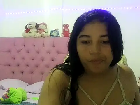 angelHeath13 online show from June 10, 2:00 am