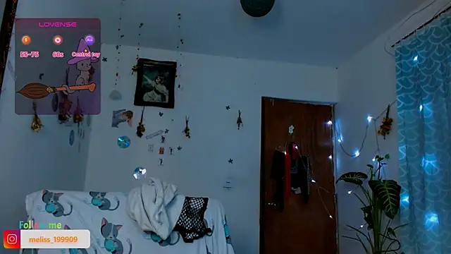 Nocturnawitch online show from May 7, 2:16 am