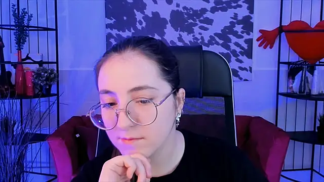 VirtuallVoyant online show from September 24, 4:11 am