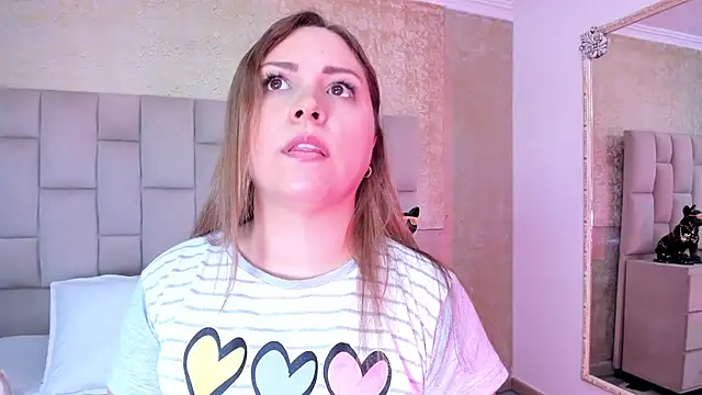 cloesummerr  online show from September 26, 1:53 pm