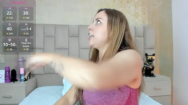 cloesummerr  online show from October 21, 2:10 pm