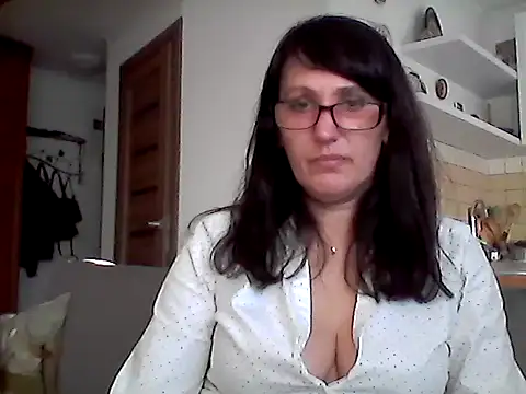 Elena48324 online show from April 23, 4:53 pm