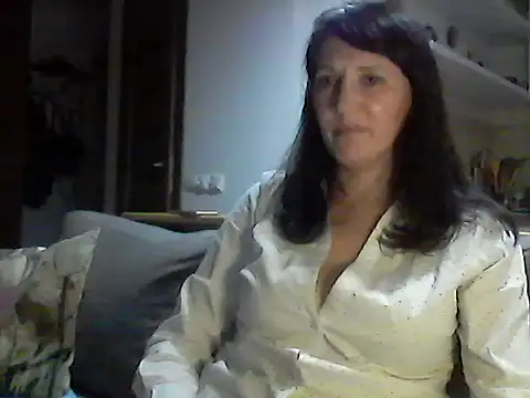 Elena48324 online show from November 17, 7:25 pm