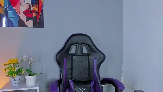 Zafiro  Brown online show from March 26, 8:54 pm