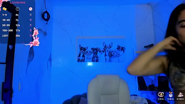 Starbutterflyy  online show from October 3, 4:06 am