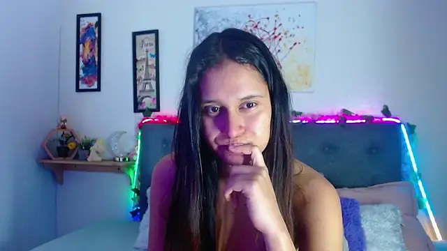 valentini villa online show from November 30, 8:02 pm