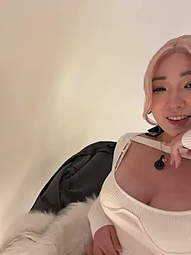 winter11 online show from December 21, 9:35 am