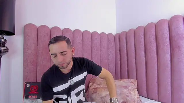 Lushian  online show from November 12, 2:48 pm