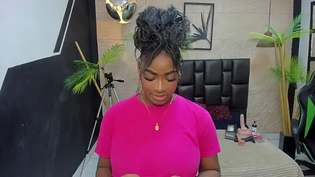 alana bonny online show from June 3, 2:18 pm