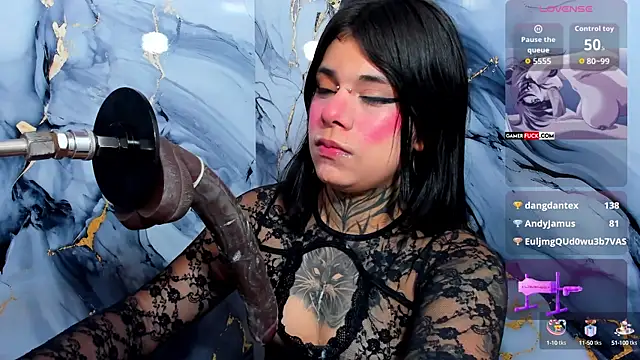 Emily Evo online show from October 15, 8:00 pm