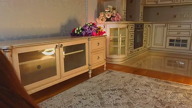 EadlinGillim online show from September 29, 3:11 am