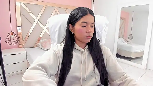 samantaa shy online show from November 29, 4:27 am