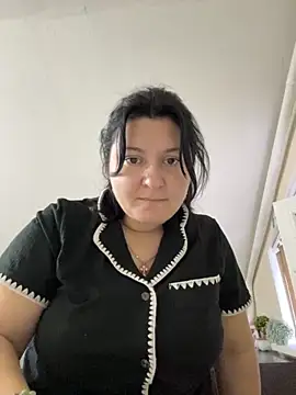 Liza Will online show from November 7, 1:38 pm