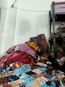 Cuty siya 143 online show from April 21, 3:02 am