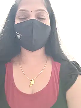 shivani27 online show from April 19, 7:30 am