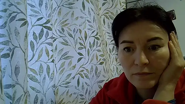 Krystal 82 online show from December 19, 12:52 pm