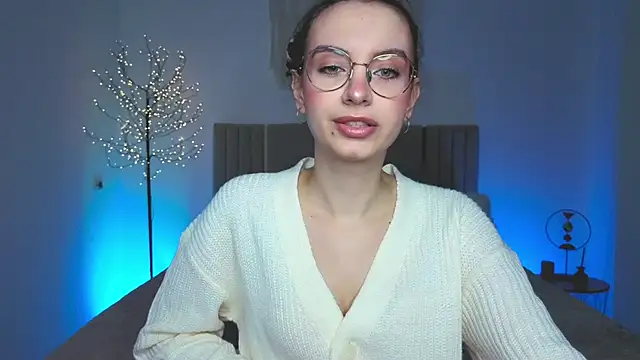 Real cutie1 online show from March 24, 3:06 pm