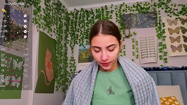 Ashley Pierce online show from January 15, 4:40 am