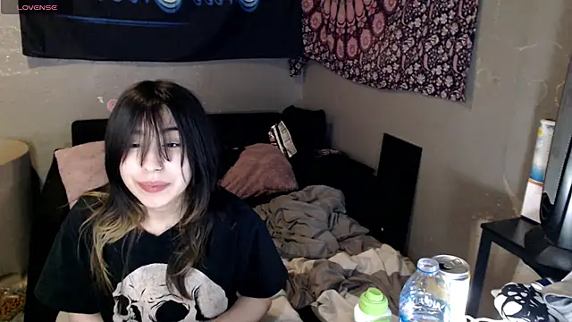 London Ray online show from October 31, 8:51 am