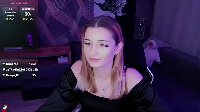 Sandy Belle online show from October 24, 8:49 pm