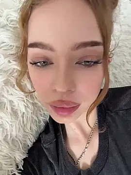 Hannah xBaby online show from July 10, 1:11 pm