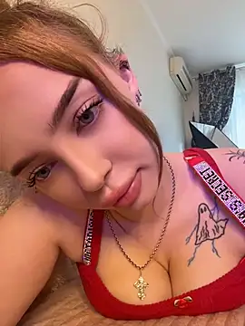 Hannah xBaby online show from July 7, 9:57 am