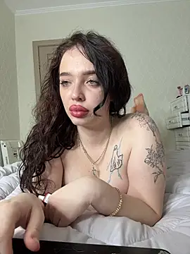 Hannah xBaby online show from December 5, 7:48 pm