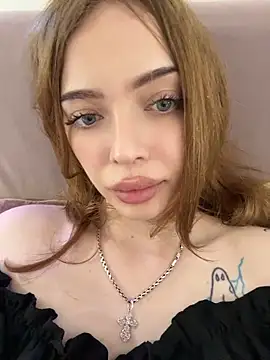 Hannah xBaby online show from June 4, 3:38 pm